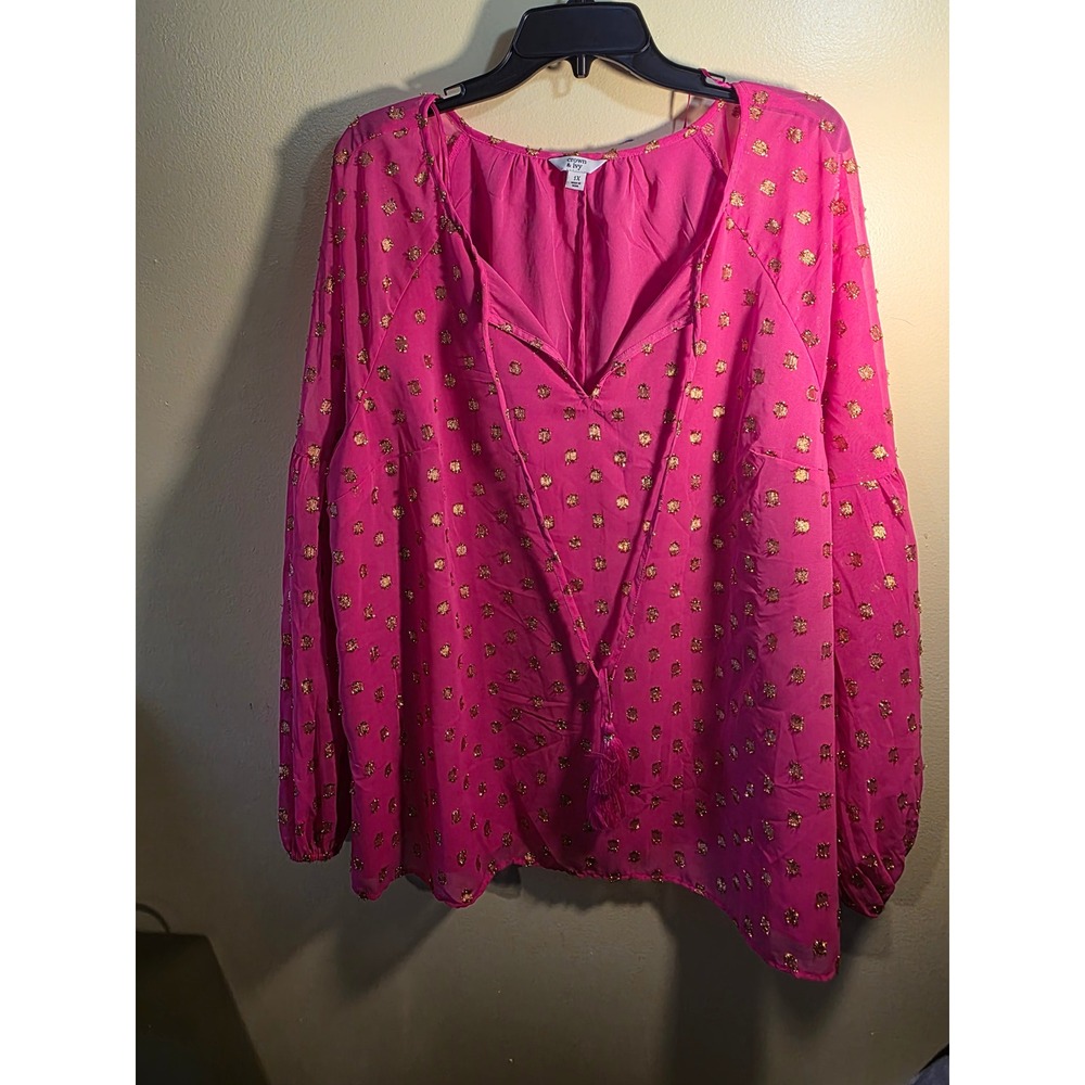Crown & Ivy Pink Gold Metallic Clip Dot Blouse Top Womens 1X